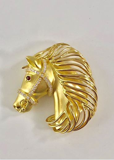 Изображение 18K  Gold Horse Brooch with Diamonds