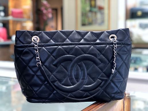 Picture of Chanel Quilted CC Timeless Tote