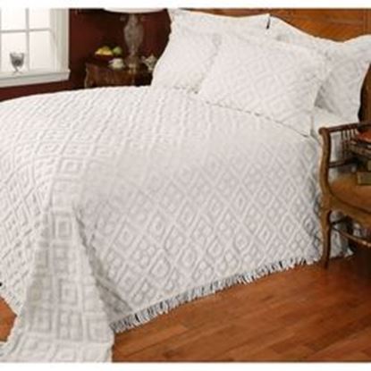 图片 Full size Beige Chenille Cotton Bedspread with Fringe Edges