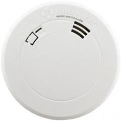 Foto de First Alert Smoke &amp; Carbon Monoxide Alarm With Voice &amp; Location