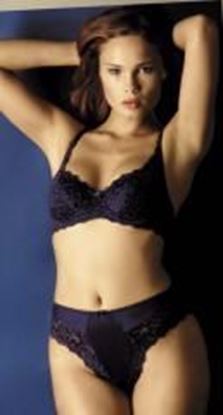 Picture of 2122-HELENA-LACE BRA: Black,32A