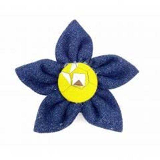 Picture of Mustard honeycomb denim dog collar flower