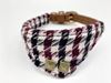 Foto de Houndstooth dog leather collar bandana