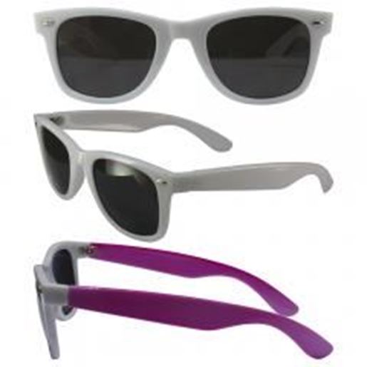 Picture of Color Change Wayfarer with Smoke Polycarbonate Lenses, White Temple Changes to Pink