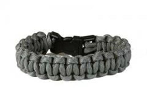 Picture of Air Venturi Paracord Bracelet, XL, Foliage Green