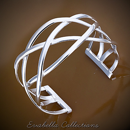 Изображение XO Cuff Style Bracelets polished in Silver