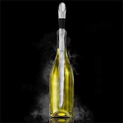 Picture of Winecicle - The Wine Chiller Icicle Stick and built in aerator