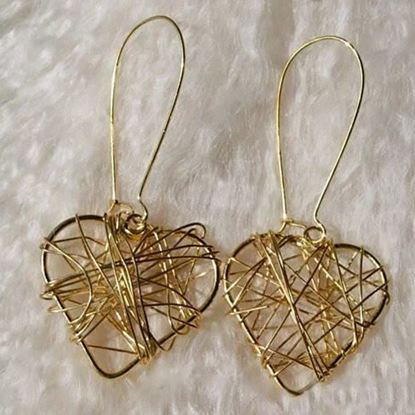 Foto de Wrapped in Harmony And Simplicity The Retro Style 2 Pairs Of Heart and Circle Earrings