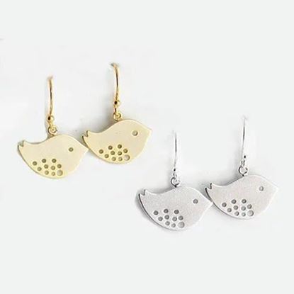 Picture of Spring has Sprung Pair Of Earrings In Yellow OR White Gold