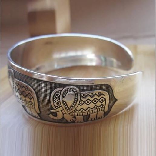 Picture of Thai Five Elephant Family Bangle Bracelet