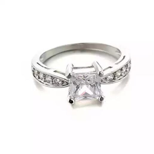 Picture of The Reflection Multi Faceted Ring