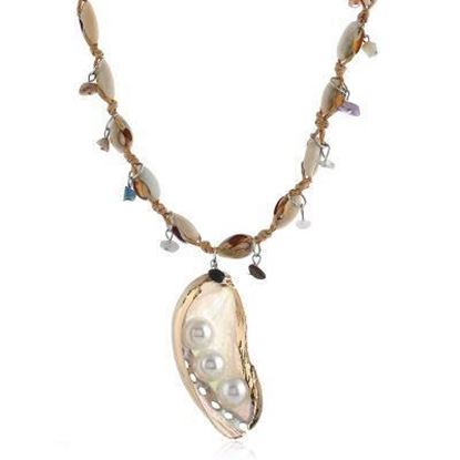 Picture of Nature's Delight Pearls In The Seashell Necklace