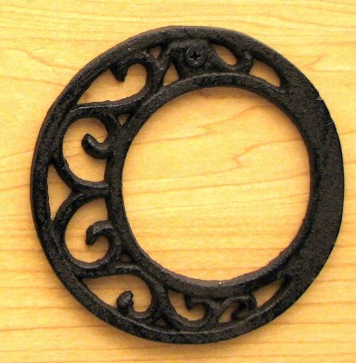 Picture of Cast Iron Letter O