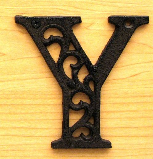 Picture of Cast Iron Letter Y