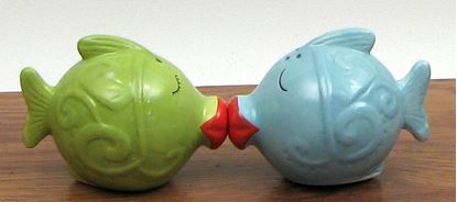 Picture of Ceramic Kissing Fish Salt and Pepper Set