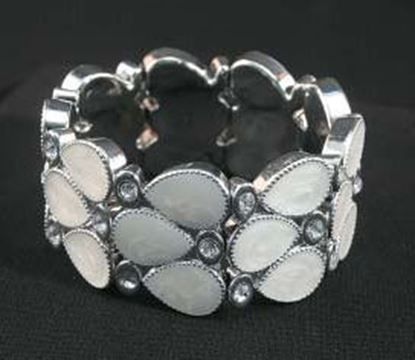 Picture of White Stretch Bracelet