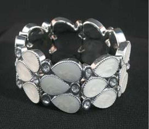 Picture of White Stretch Bracelet