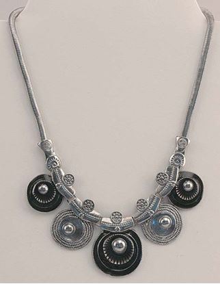 Picture of Silver Tone & Black Necklace