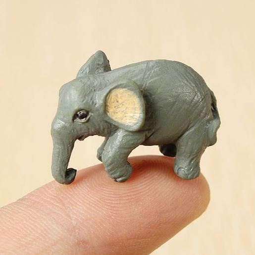 Picture of Tiny Q 2.8CM Elephant Mini Ornament Furnishing Articlesã€€