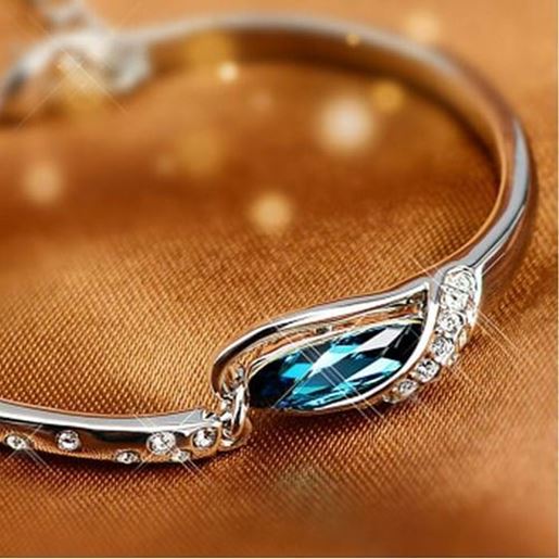 Picture of Blue Rhinestone Bangle Bracelet