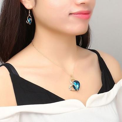 Picture of Heart Crystal Jewelry Set