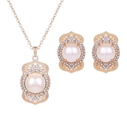 Picture of Elegant Jewelry Set Rhinestone Pearl Necklace Earrings Set