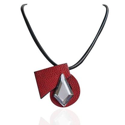 Picture of Trendy Women Necklace Leather Crystal Brooch Necklace