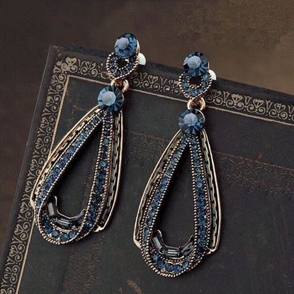 Picture of Luxury Blue Crystal Ear Drop