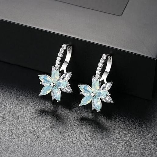 Picture of Flower Zirconia White Gold Earrings