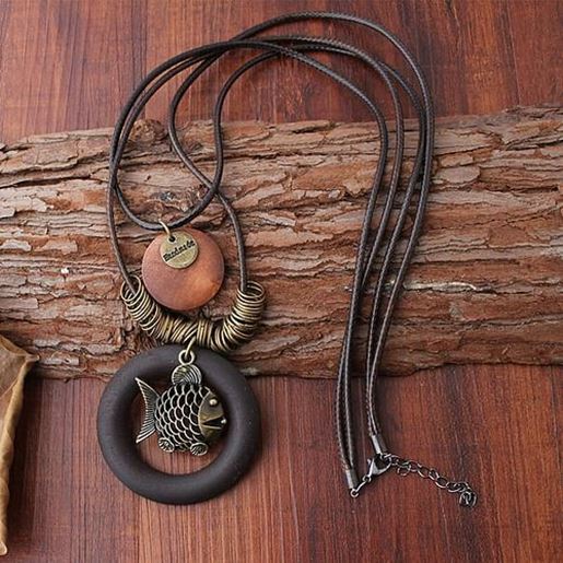 Picture of Ethnic Geometric Wood Fish Necklaces