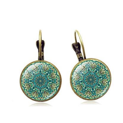 Picture of Vintage Flower Pattern Time Gem Earrings