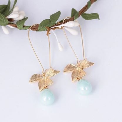 Picture of Sweet Dangle Pearl Earrings