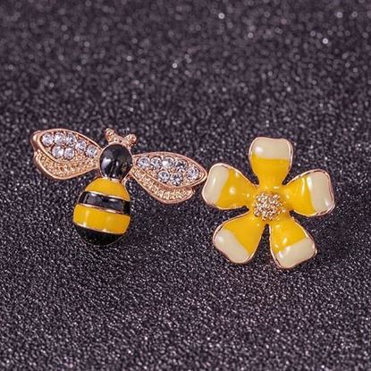 Picture of Flower Honeybees Asymmetric Earring