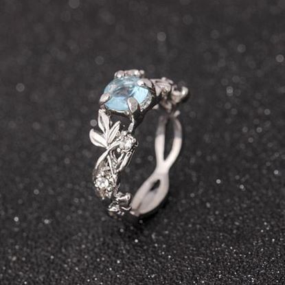 Picture of Elegant Blue Crystal Silver Rings