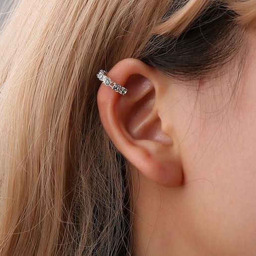 Picture of Sweet Open Round Ear Clip