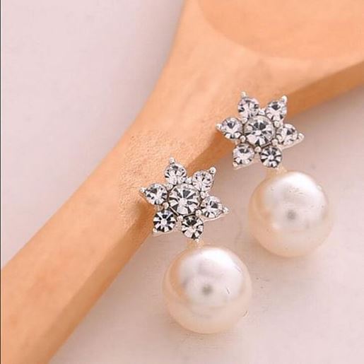 Picture of Fashion Pearl Star Ear Stud