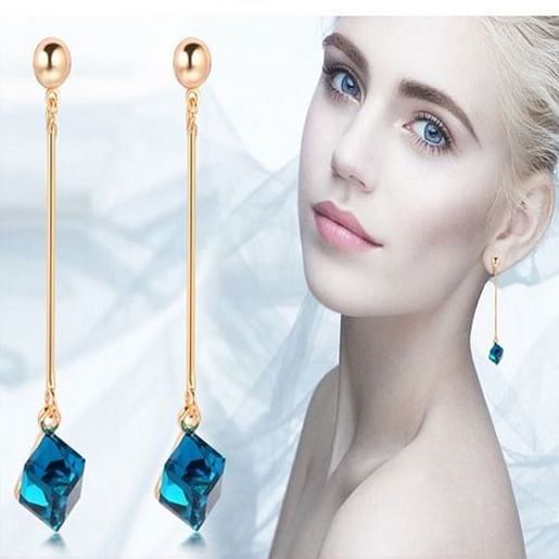 Picture of Elegant Water Cube Crystal Earrings