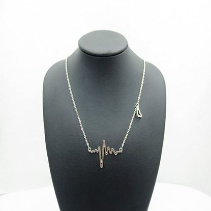 Picture of Sweet Cardiogram Chain Necklace