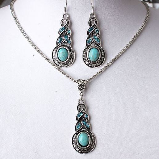 Picture of Vintage Pendant Necklace Earrings