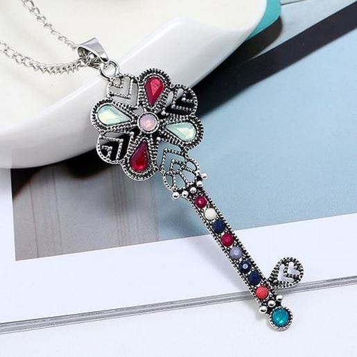 Picture of Retro Key Pendant Women Necklace