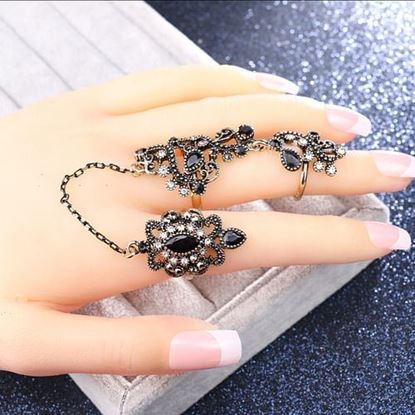 Picture of Openwork Stereoscopic Flower Rings