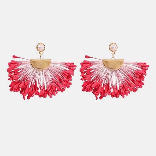 Picture of Scalloped Tassel Earrings