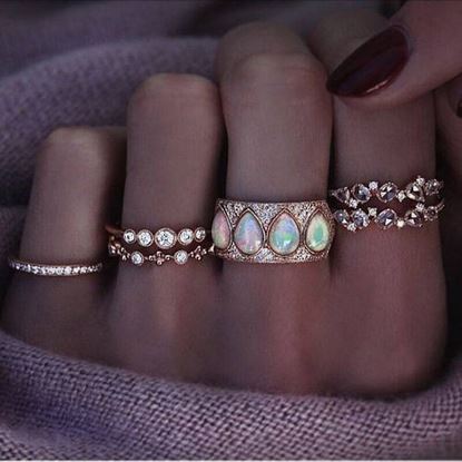 Picture of Rhinestones Water Drop Rings Set