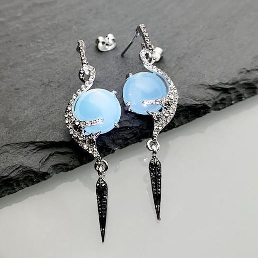 Picture of Vintage Peacock Jade Earrings