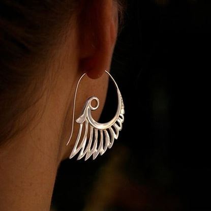 Foto de Stereo Peacock Tail Earrings