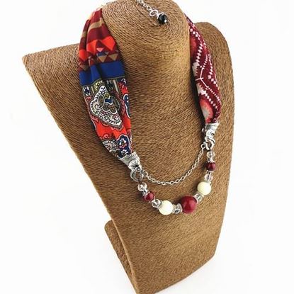 Picture of Hand-beaded Chiffon Multi-layer Necklace