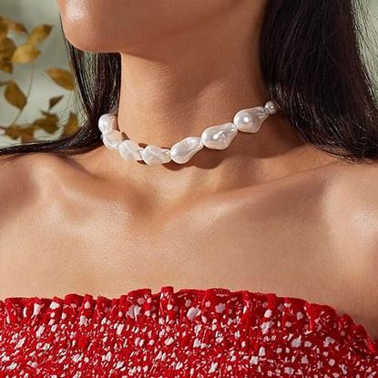 Picture of Irregular Pearl Necklace