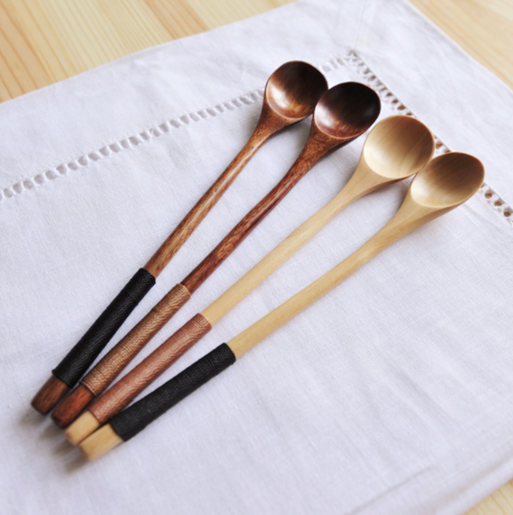 Изображение                                                                                                                                           Long handle mixing Oki Ko creative wooden tableware coffee spoon spoon honey juice winding logo