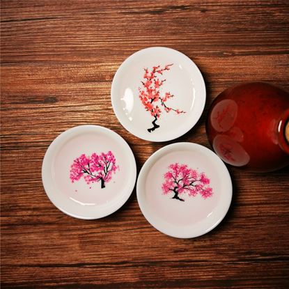 图片 Color: Style C 2pcs - Magic Sakura Cup Japanese Cold Temperature Color Changing Tea Cup Flower Display Teacup