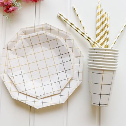 Picture of Style: 9 inch plate, Quantity: Q8pcs - Disposable gilt mesh decagonal paper tray set